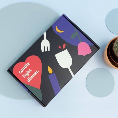 Versandkarton aus Wellpappe