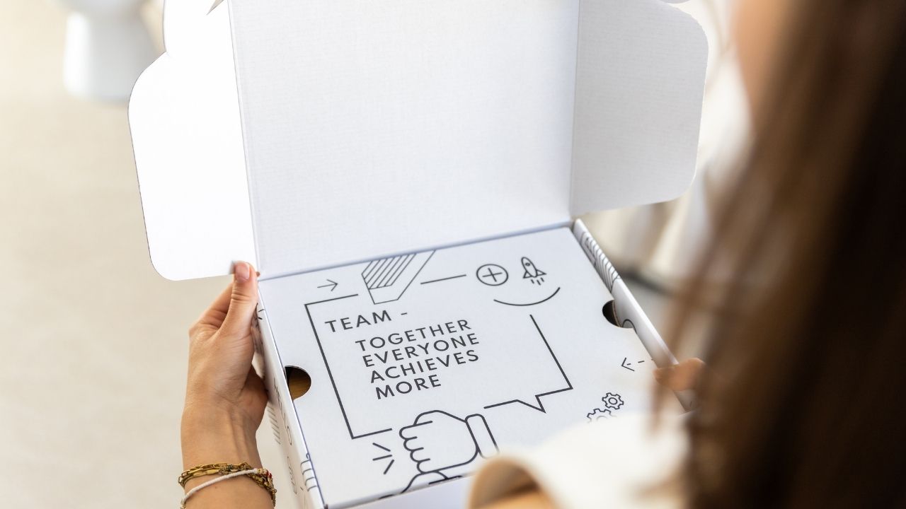 Personalisierte Versandbox Personalisierte Versandbox