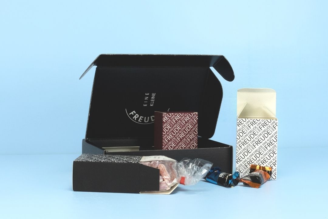 Großbriefkarton bedruckt Großbriefkarton bedruckt