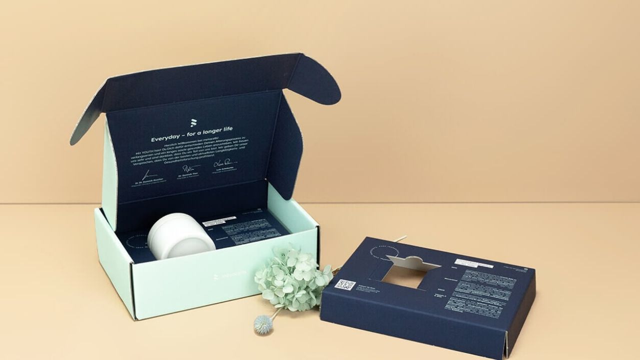 Klappdeckel mit Inlay Klappdeckel mit Inlay