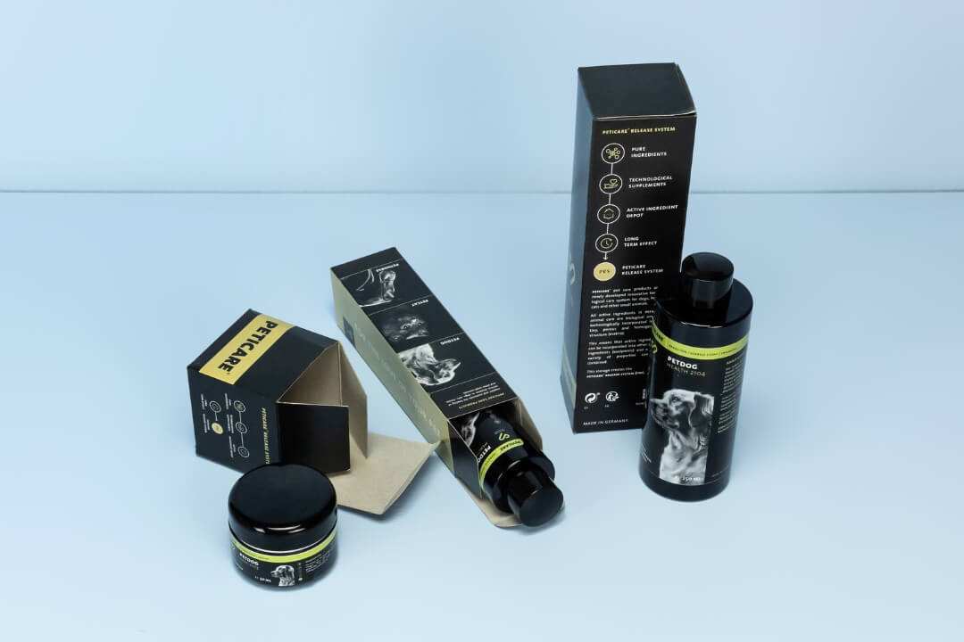 Faltschachteln mit Tiefschwarz bedruckt Faltschachteln mit Tiefschwarz bedruckt